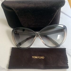 TOM FORD SUNGLASS- Rare​